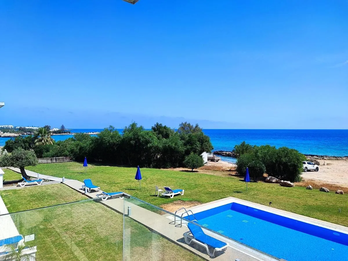 Ocean Suites Luxury Apartments Protaras